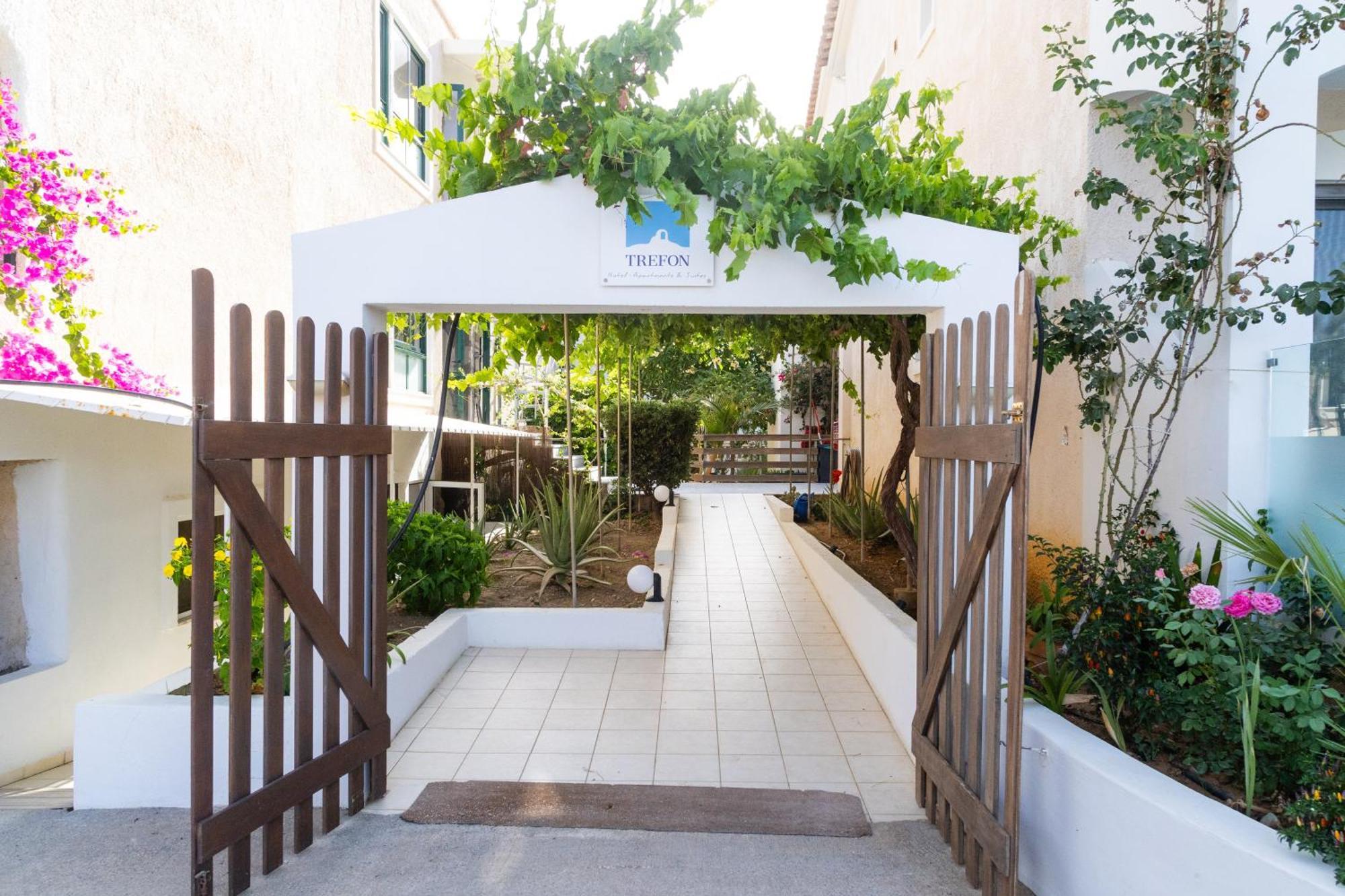 Trefon Hotel Apartments And Family Suites Platanes  Ngoại thất bức ảnh